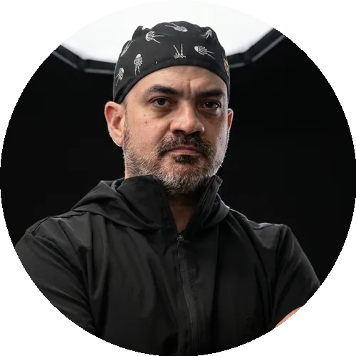 Dr. Javier Gómez, especialista en endodoncia